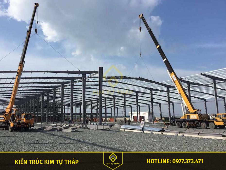 Thi công nhà xưởng tại TP.HCM – nhà thép tiền chế trong khu công nghiệp