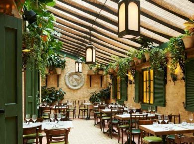 Mẫu nội thất quán cafe thu hút khách hàng nhất năm 2022