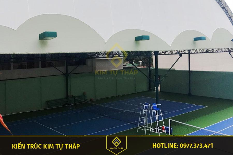 tieu-chuan-ve-ghe-trong-tai-san-tennis